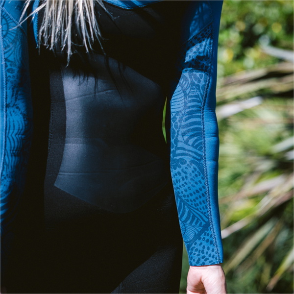 2026 C-Skins Womens Nuwave Surflite 3/2mm Back Zip Wetsuit C-NSL32WBZ - Black / Steel Blue